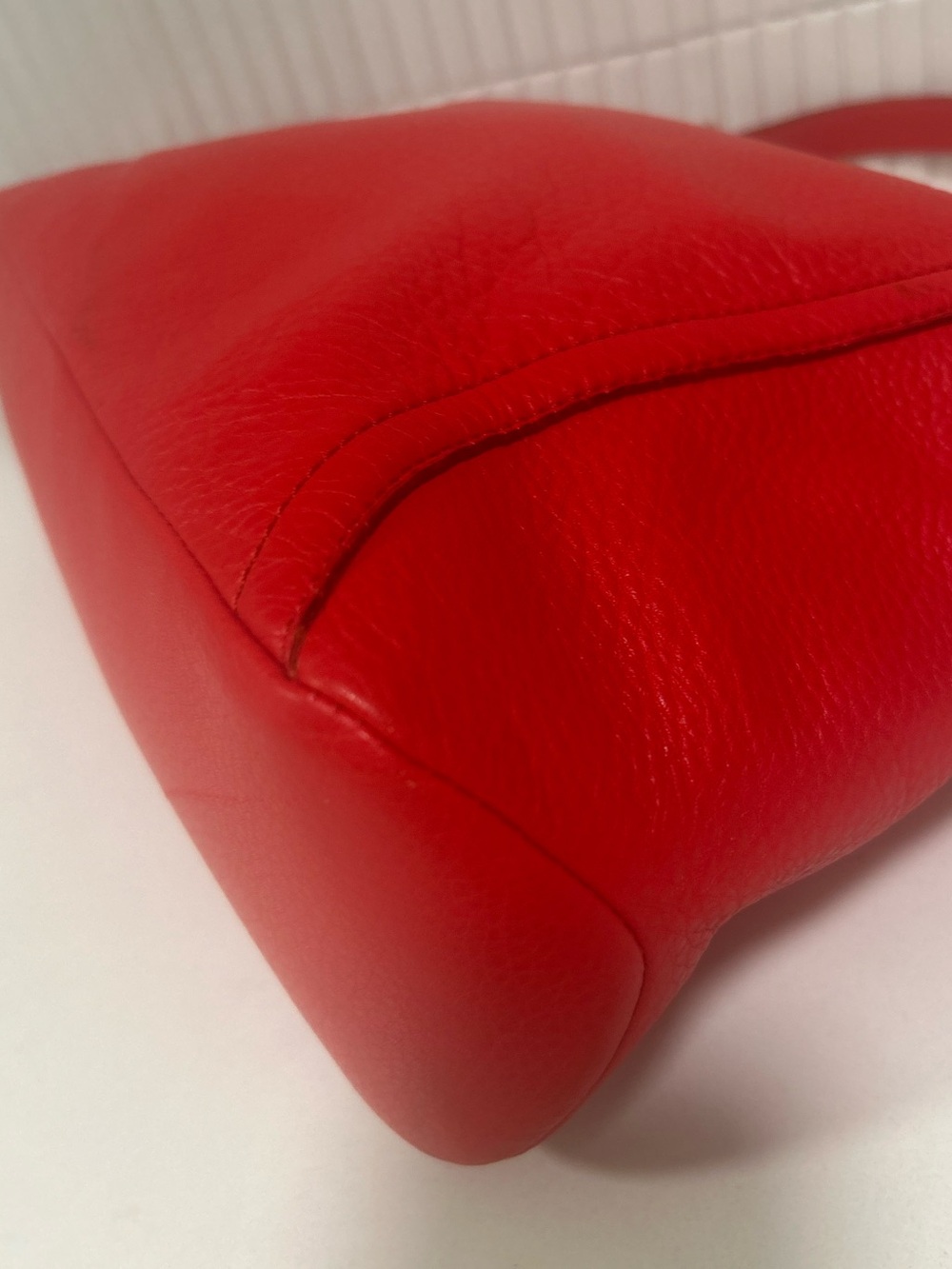 Kate Spade | Cheltenham Large Lucia Shoulder Bag | Persimmon Red - Picture 7 of 15